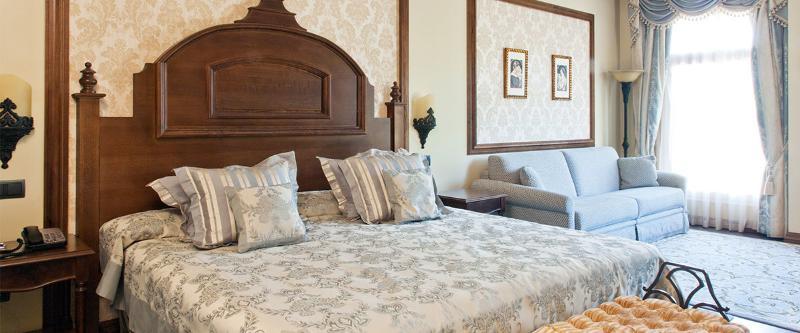 Portaventura Hotel Lucy'S Mansion - Includes Unlimited Access & Express Wristband To Portaventura Park & Ferrari Land Салоу Экстерьер фото